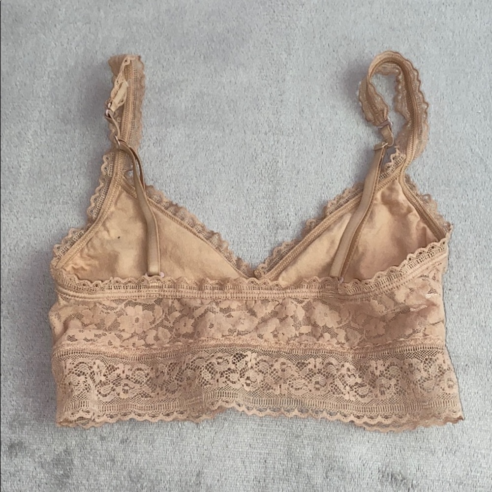 $8 - Picture 2 of 3